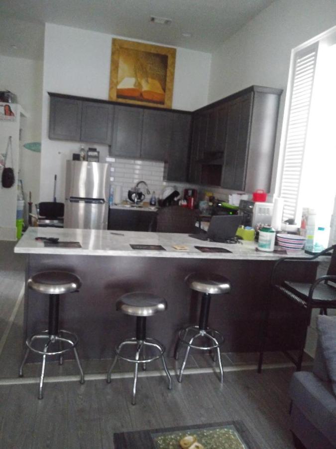 V&J Short Term Rental Новый Орлеан Экстерьер фото